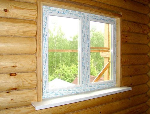 Установка окна в деревянном доме 1
